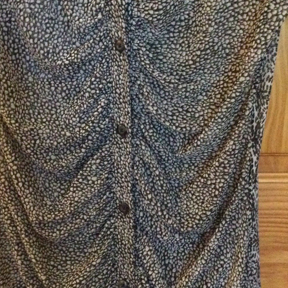 Cabi top - Picture 3 of 5